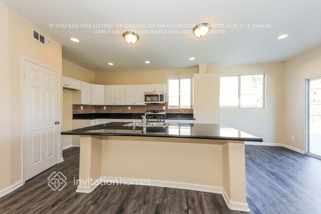 Foto del edificio - 3485 Windmill Ct