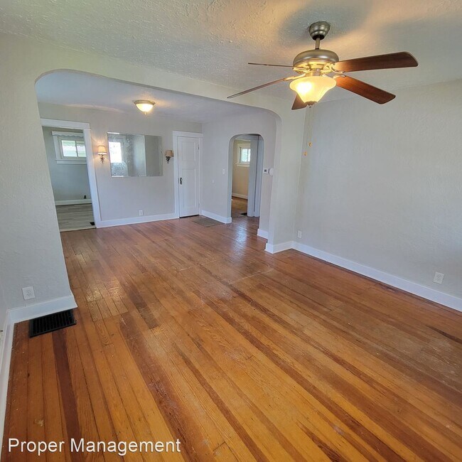 Building Photo - 2 br, 1 bath House - 2645 Wayland Avenue