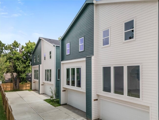 Building Photo - 1046 Marjorie St