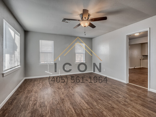 Foto del edificio - 4313 NW 15th St