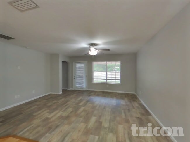 Building Photo - 96043 Starlight Ln