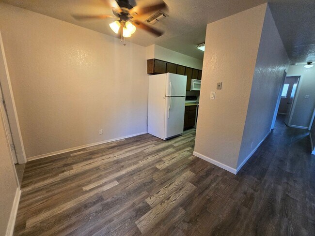 Foto del edificio - Cozy 2 Bedroom 2 Bath