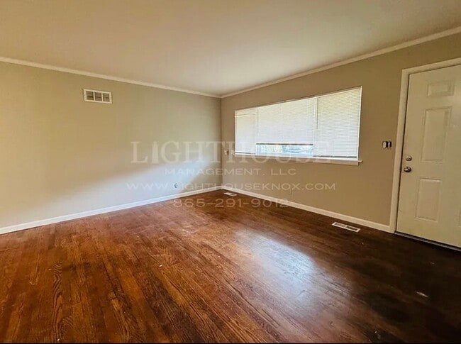Photo - 1505 Rambling Road House