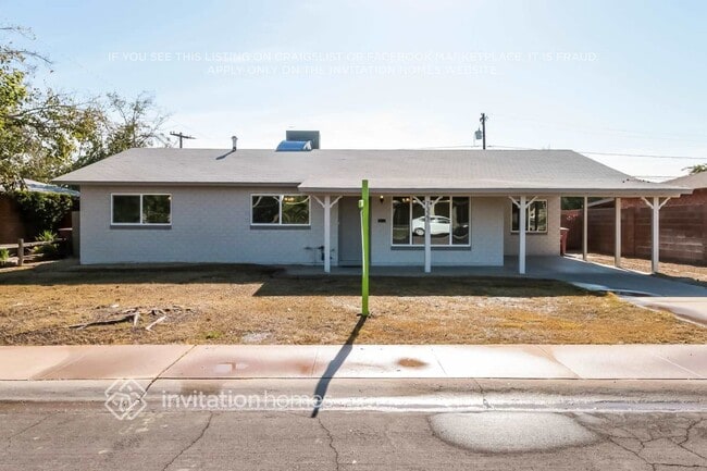 Building Photo - 7327 E Palm Ln