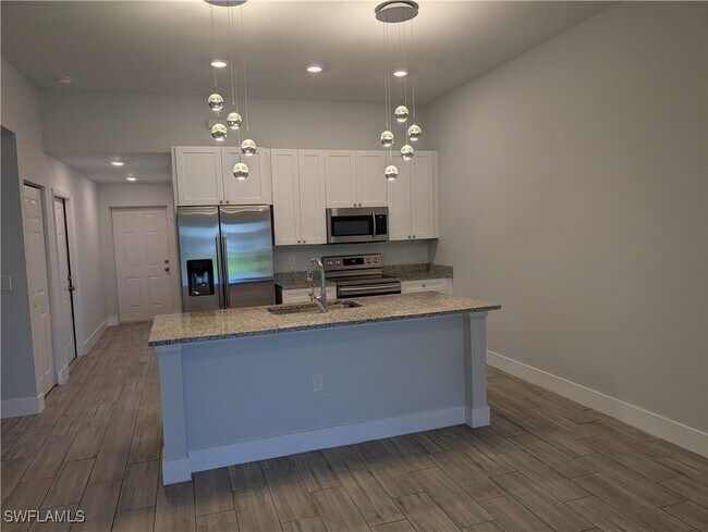 Foto del edificio - 3904 SE 11th Ave