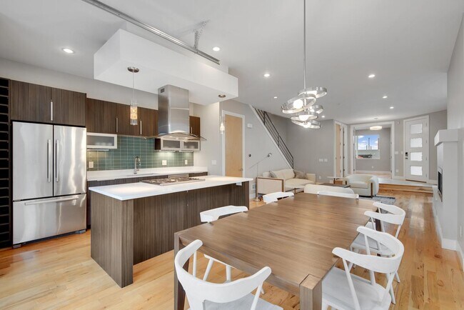Foto del edificio - 3791 Meade St