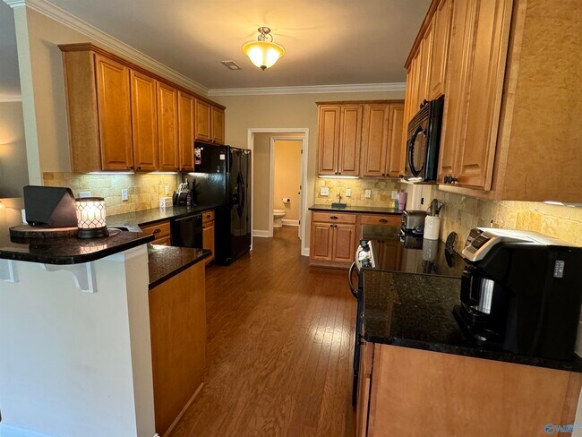 Foto del edificio - 2203 Rosebrooke Dr SW