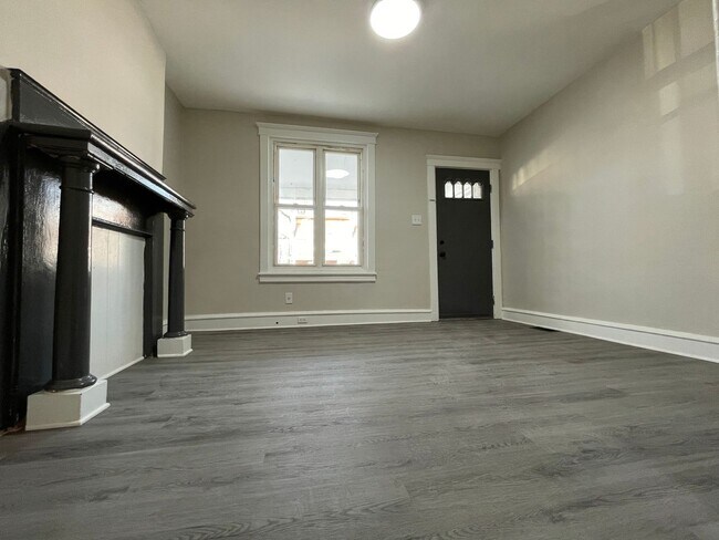 Foto del edificio - Spacious 3 Bedroom 2 Bath in Darby
