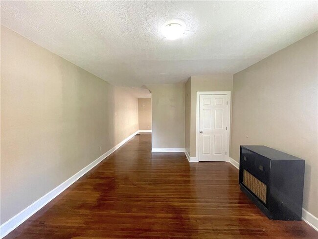Building Photo - 2830 N New Jersey St