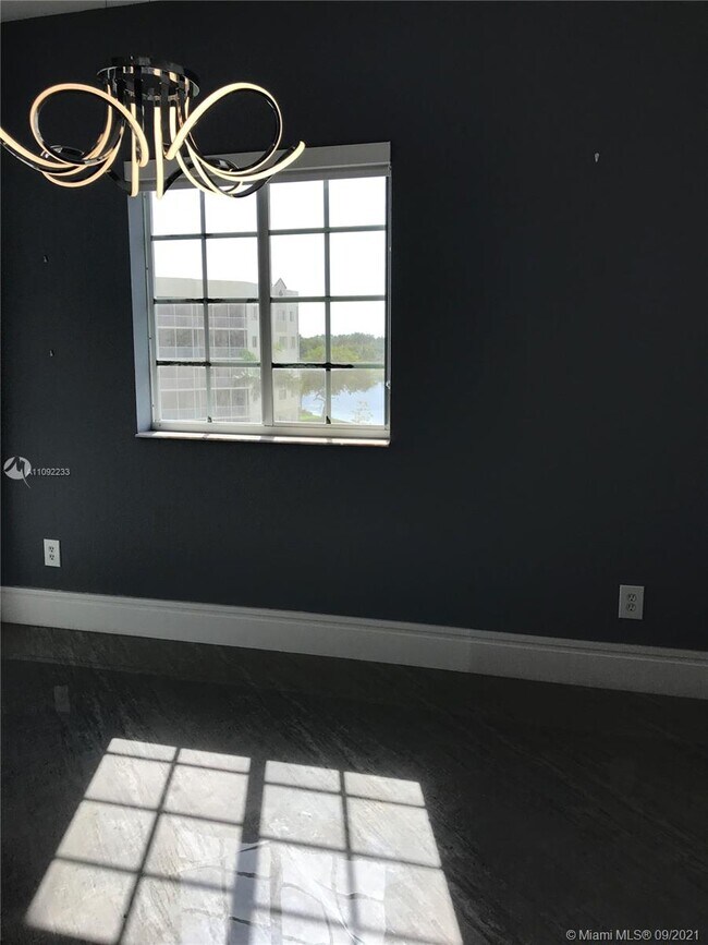 Foto del edificio - 10720 NW 66th St