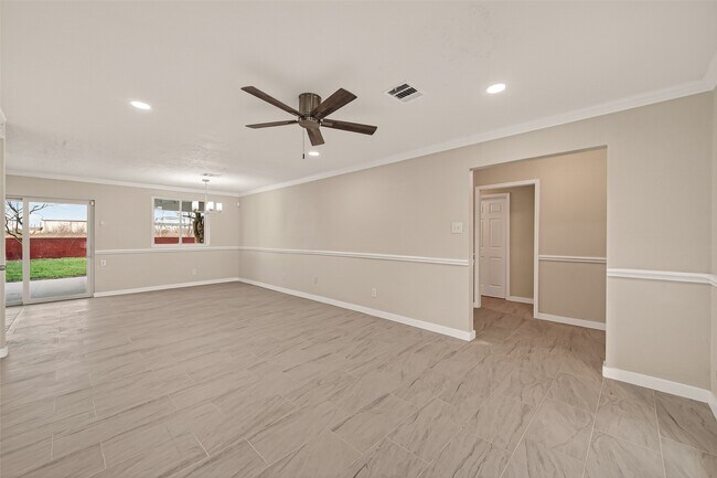 Building Photo - 11118 Stroud Dr