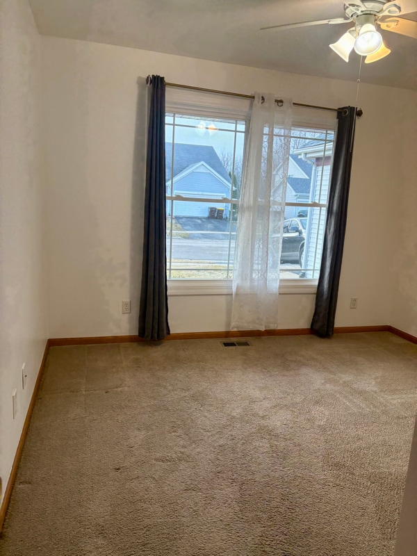 Building Photo - 2108 Oakbrook Dr