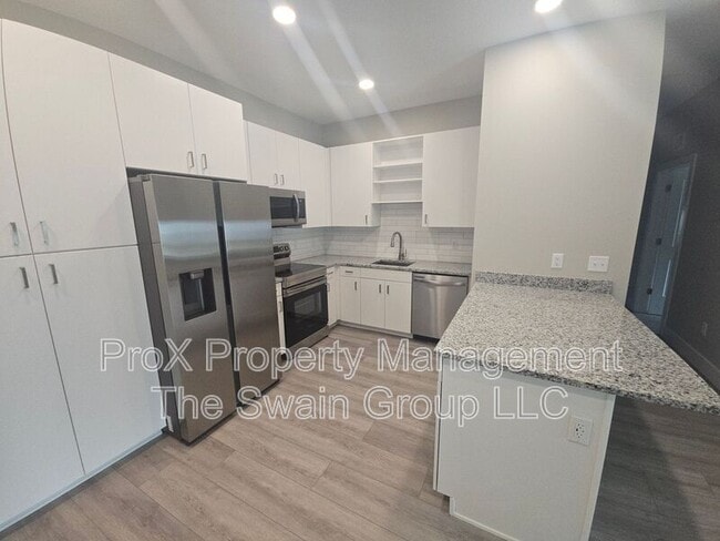 Foto del edificio - 701 Bates Ave SW