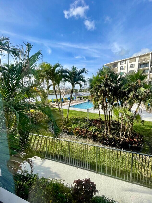 Foto principal - 3545 S Ocean Blvd