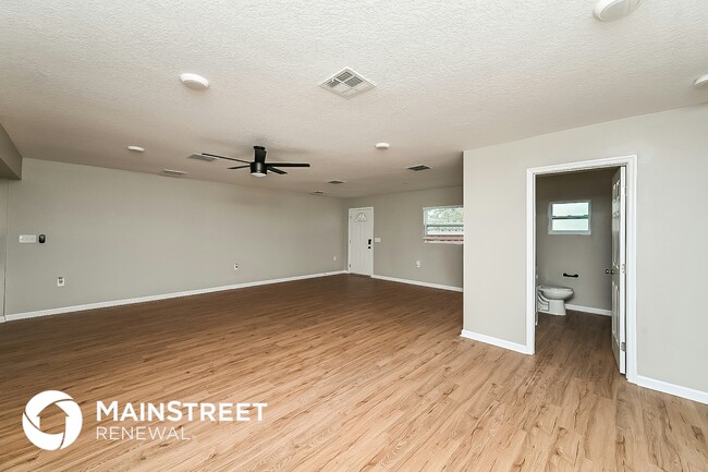 Building Photo - 1449 Dartmouth Dr