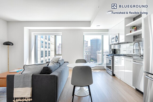 Building Photo - 447 17th St