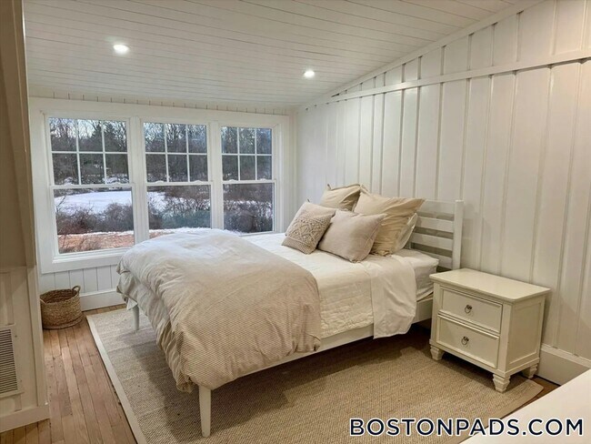 Foto del edificio - 127 Rockland St