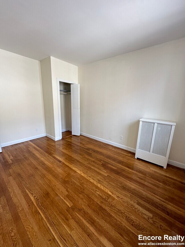 Foto del edificio - 1137 Commonwealth Ave