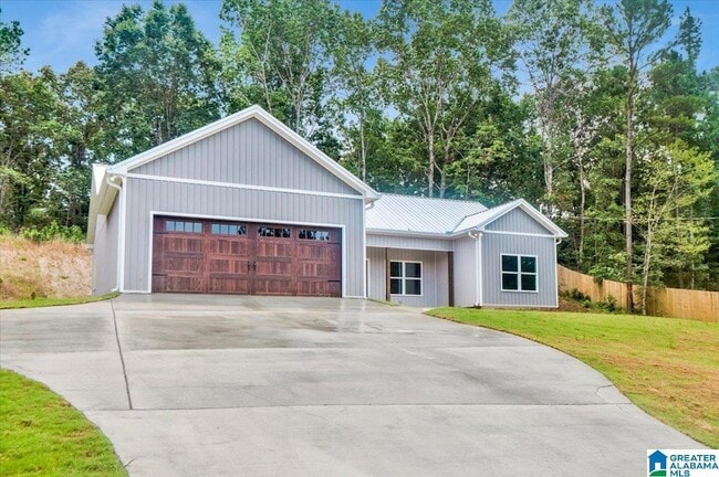 Building Photo - 725 Fallview Ct