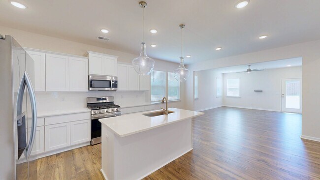 Foto del edificio - 5081 Tullamore Dr