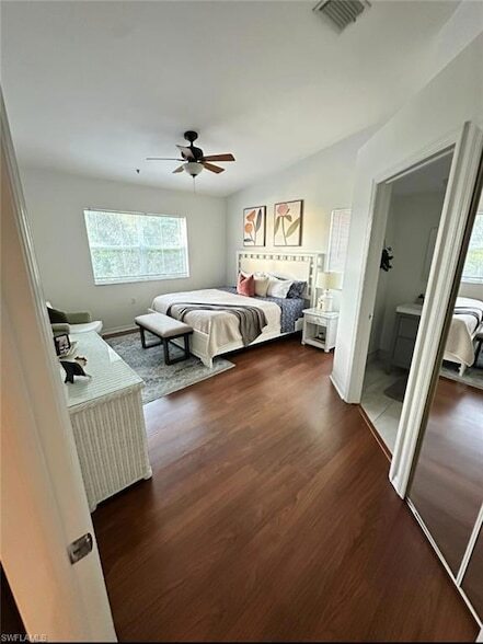 Foto del edificio - 4910 Cougar Ct N