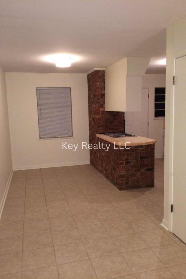 Foto del edificio - ****5207-B Connella- Airview Terrace, Alex...