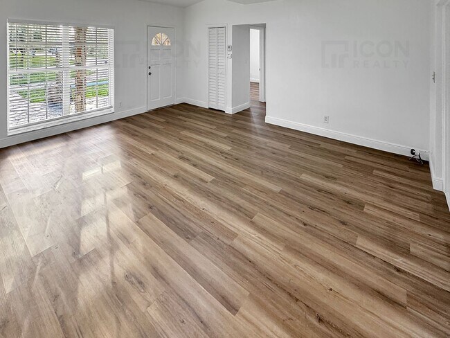 Foto del edificio - 865 SE 15th Ave