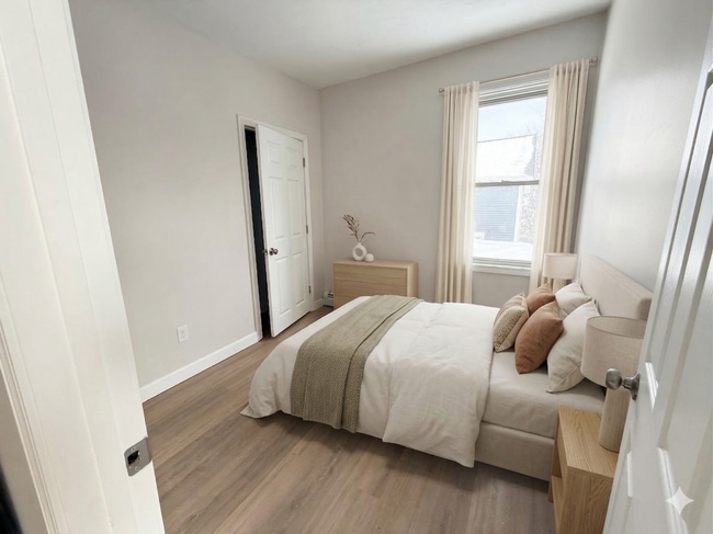 Building Photo - Shippee