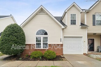 Building Photo - 4218 Amherst Villa Ct
