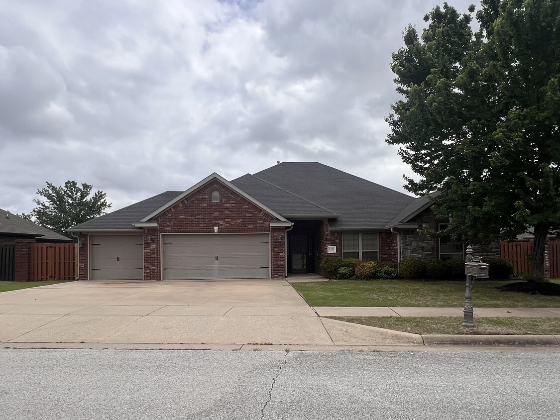 Photo - 6405 S 49th St (Rogers, AR)
