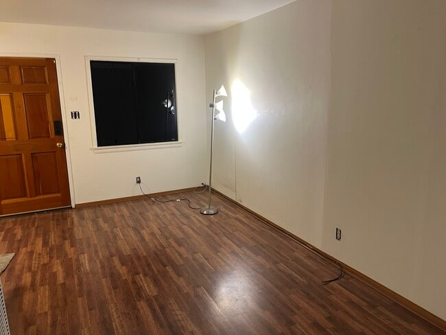 Living Room - 8808 Cattaraugus Ave