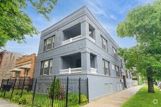 Building Photo - 3637 W Iowa St