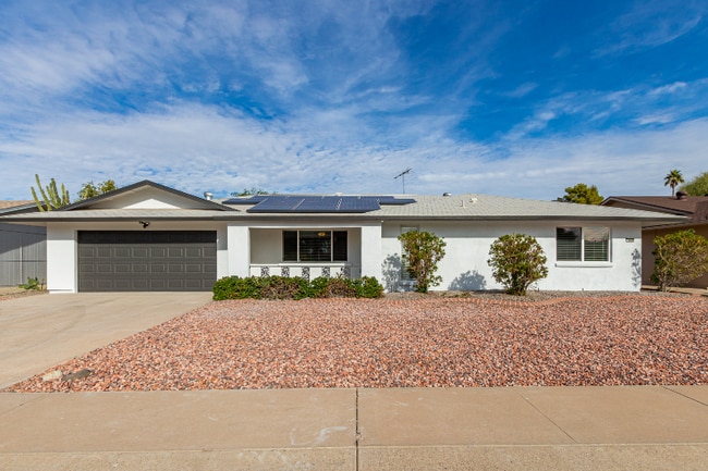 Photo - 9830 W Evergreen Dr (Sun City, AZ) House
