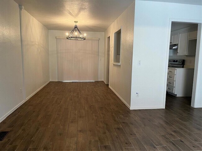 Foto del edificio - 4614 Evergreen Ct