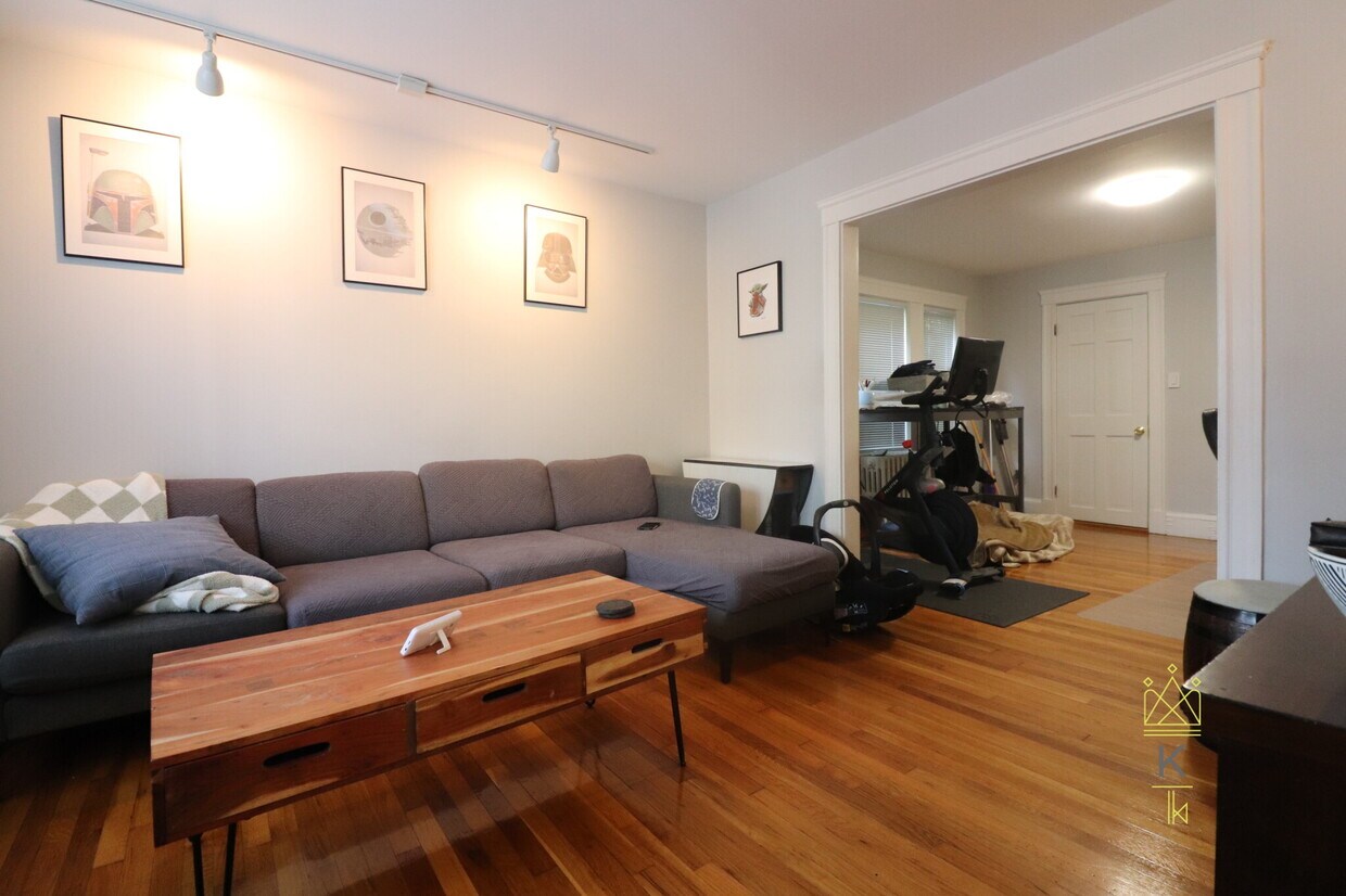 Foto principal - 147 Dudley St