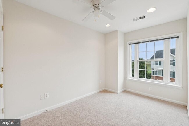 Foto del edificio - 8968 Brewer Creek Pl