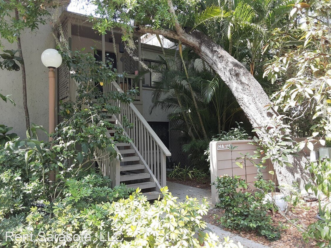 Foto principal - 1601 Pelican Point Dr