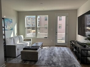 Building Photo - 6049 Beake St