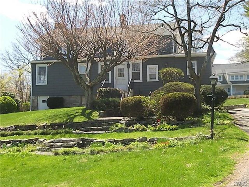 282 Main St, New Canaan, CT 06840 Apartments in New Canaan, CT