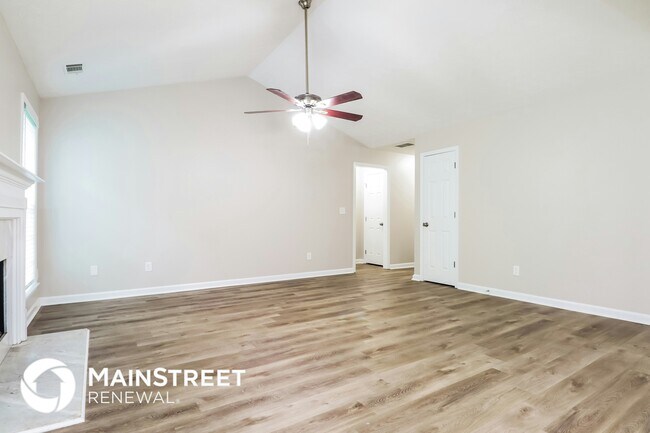 Foto del edificio - 205 Oak Hill Dr