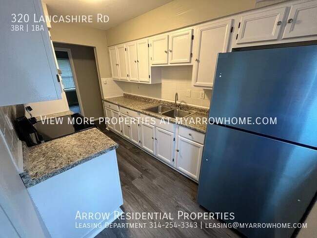 Building Photo - Newly Renovated Three Bedroom Coming Avail...