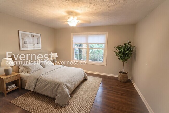 Foto del edificio - 4759 Perlman St