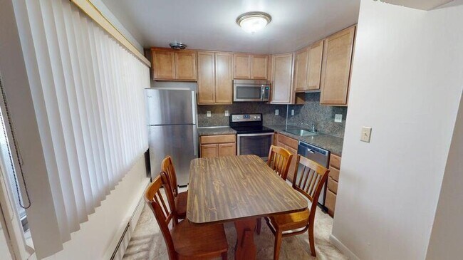 Foto del edificio - 839 Tappan-839-2