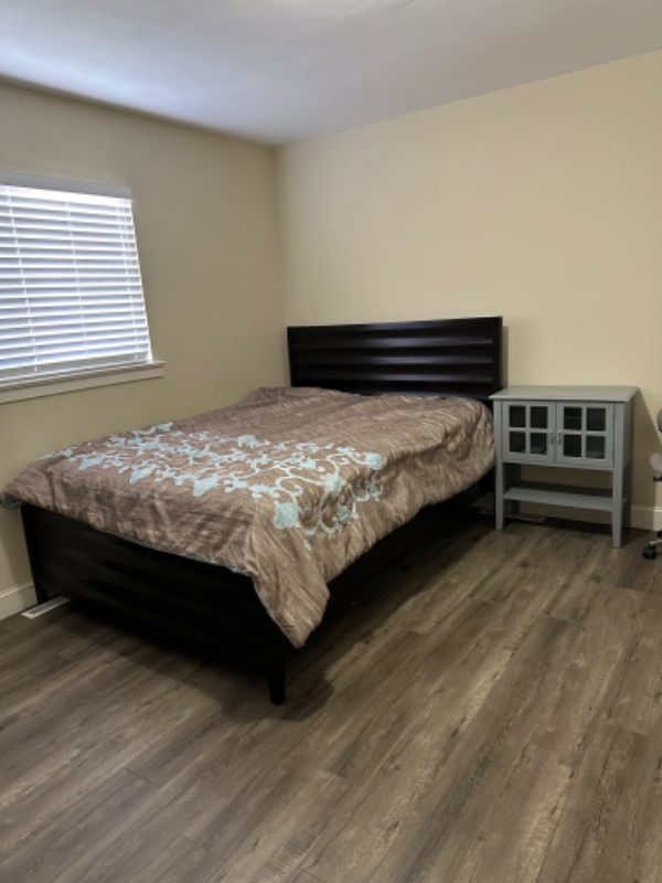 Foto principal - 1587 Knox St