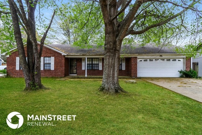 Building Photo - 3048 Ingleside Dr