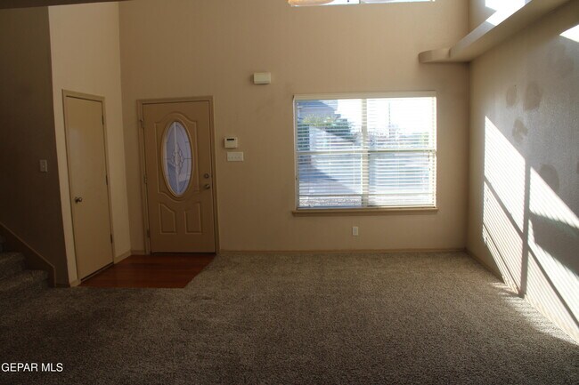 Foto del edificio - 2416 Escape Point St