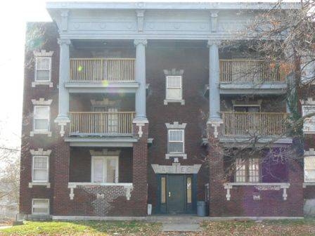 Building Photo - 2619-2621 E Linwood Blvd