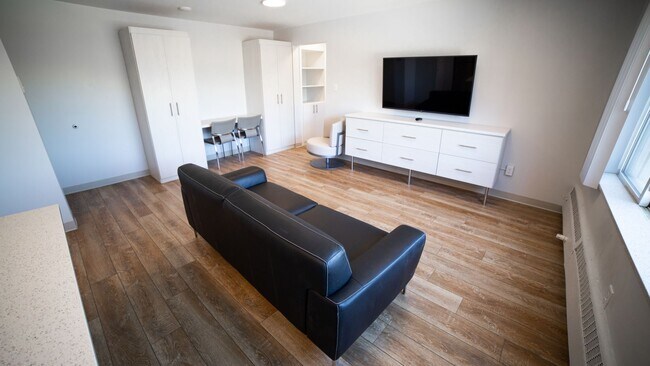 Interior Photo - AVID