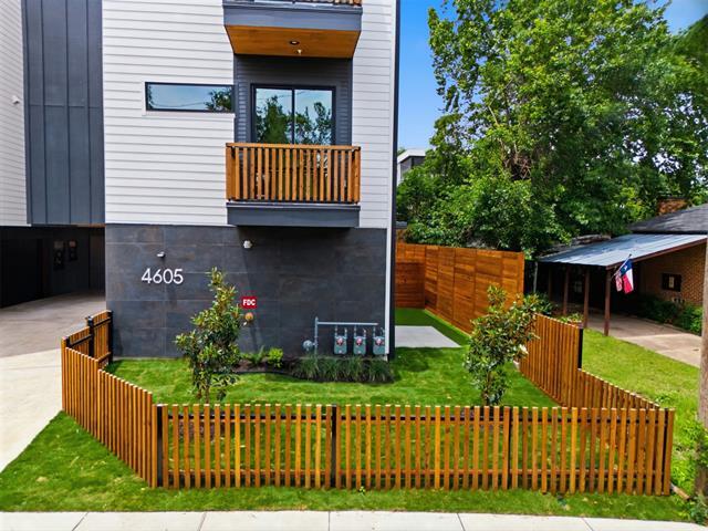 Foto del edificio - 4605 Belmont Ave