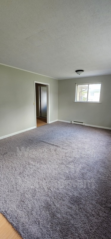 Building Photo - 112 Breezemont Ln